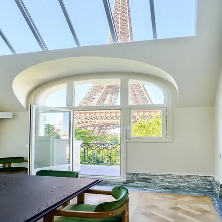 Luxury Duplex - 4bdr 8p-tour Eiffel- Bail Mobilite Appartamento