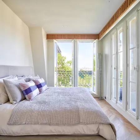 Luxury Duplex - 4bdr 8p-tour Eiffel- Bail Mobilite Appartamento *